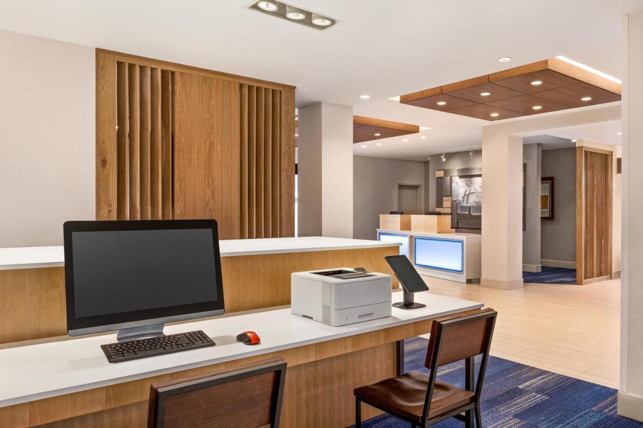 Holiday Inn Express & Suites Denver Airport By Ihg Екстер'єр фото