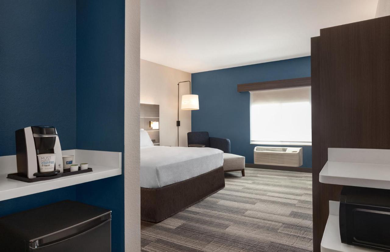 Holiday Inn Express & Suites Denver Airport By Ihg Екстер'єр фото
